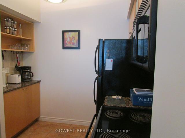 310 - 410 Queens Quay W, Condo with 2 bedrooms, 1 bathrooms and 0 parking in Toronto ON | Image 3