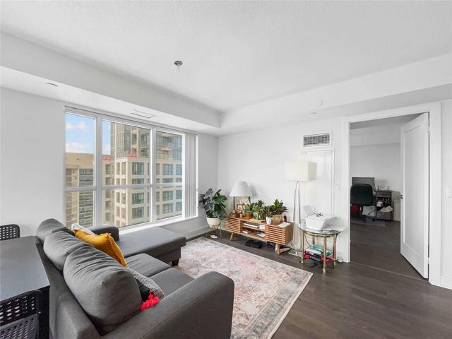 2809 - 7 Mabelle Ave, Condo with 2 bedrooms, 2 bathrooms and 0 parking in Toronto ON | Image 10