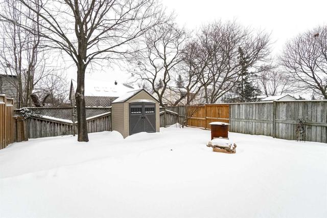 6075 Starfield Cres, House semidetached with 3 bedrooms, 2 bathrooms and 4 parking in Mississauga ON | Image 14