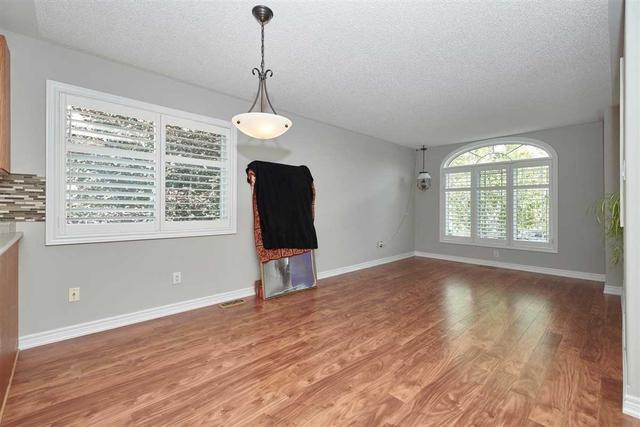 163 Emms Dr, House detached with 3 bedrooms, 2 bathrooms and 6 parking in Barrie ON | Image 27
