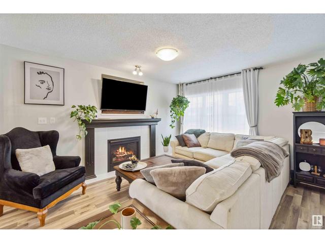 72 Summerwood Dr, House detached with 3 bedrooms, 2 bathrooms and null parking in Edmonton AB | Image 2