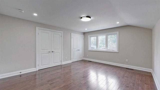 35 Lyncroft Dr, House detached with 3 bedrooms, 5 bathrooms and 3 parking in Toronto ON | Image 5