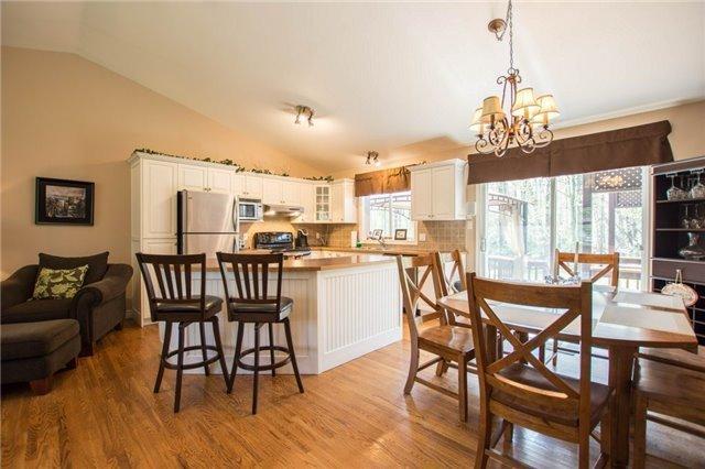 83 Crocus Dr, House detached with 3 bedrooms, 2 bathrooms and 8 parking in Wasaga Beach ON | Image 5