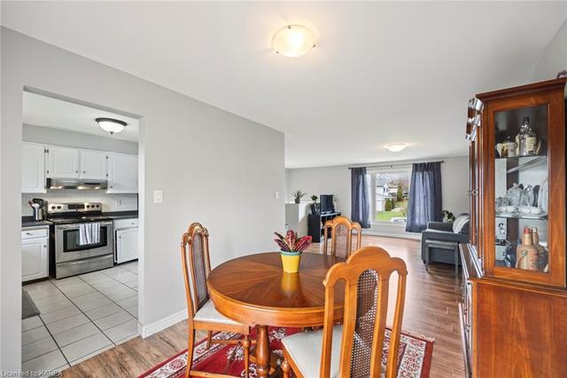658 Milford Drive, House detached with 3 bedrooms, 1 bathrooms and 4 parking in Kingston ON | Image 3