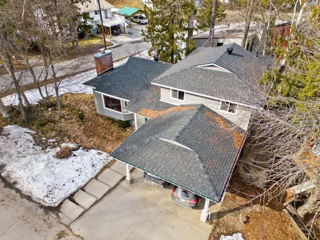 2740 Tamarack Avenue, House detached with 4 bedrooms, 3 bathrooms and 2 parking in Rossland BC | Image 49