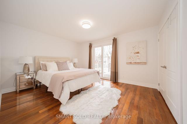 190 Maxome Ave, House detached with 3 bedrooms, 3 bathrooms and 6 parking in Toronto ON | Image 11