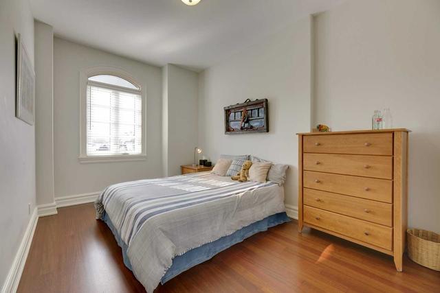 382 Melrose Ave, House detached with 4 bedrooms, 4 bathrooms and 3 parking in Toronto ON | Image 21