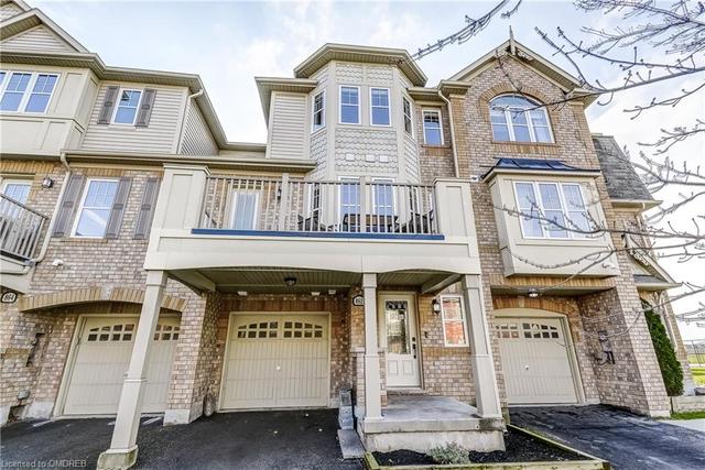 862 Fowles Court, House attached with 2 bedrooms, 2 bathrooms and 3 parking in Milton ON | Image 2