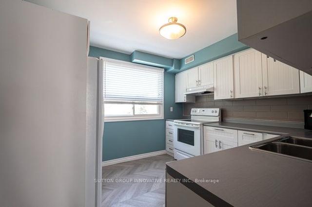 38 - 170 Lavina Cres, Townhouse with 3 bedrooms, 2 bathrooms and 2 parking in Hamilton ON | Image 28