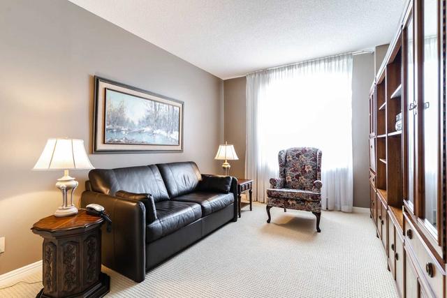803 - 1903 Pilgrims Way, Condo with 2 bedrooms, 2 bathrooms and 1 parking in Oakville ON | Image 13