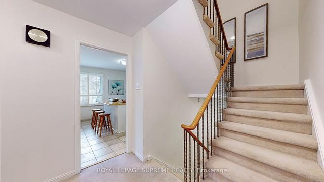 12 - 20 La Rose Ave, Townhouse with 4 bedrooms, 4 bathrooms and 2 parking in Toronto ON | Image 4
