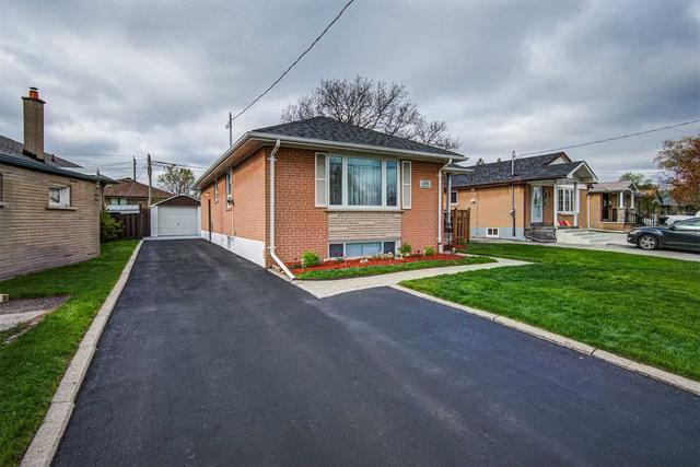 183 Elmhurst Dr, House detached with 3 bedrooms, 2 bathrooms and 7 parking in Toronto ON | Image 12