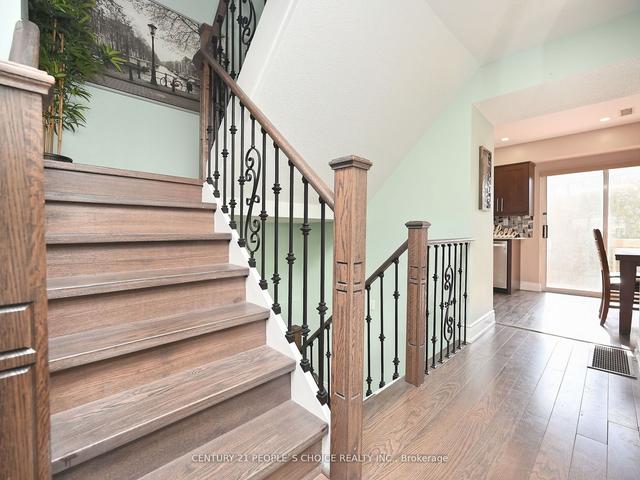 33 - 1050 Bristol Rd W, Townhouse with 3 bedrooms, 3 bathrooms and 2 parking in Mississauga ON | Image 10