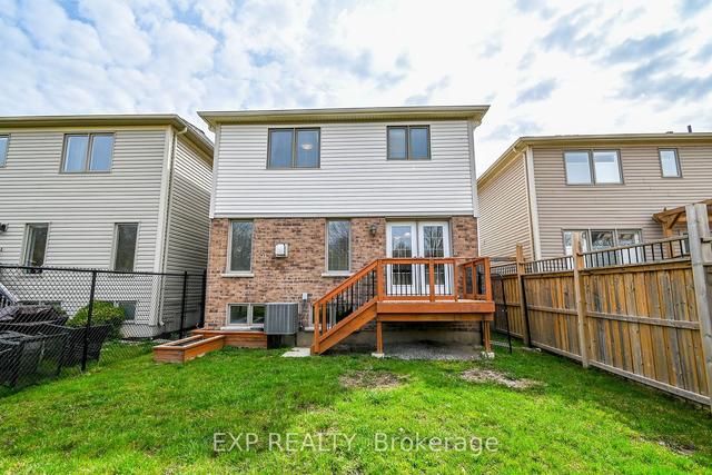 8741 Dogwood Cres, House detached with 4 bedrooms, 3 bathrooms and 3 parking in Niagara Falls ON | Image 30