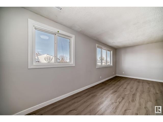 8421 29 Av Nw, House attached with 3 bedrooms, 1 bathrooms and 1 parking in Edmonton AB | Image 15