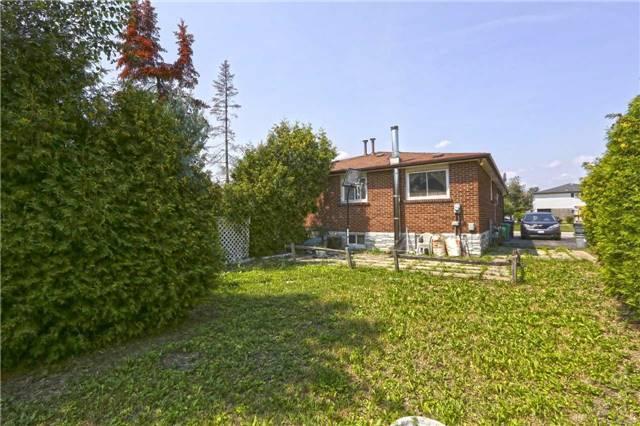 80 Earnscliffe Circ, House semidetached with 3 bedrooms, 1 bathrooms and 6 parking in Brampton ON | Image 18