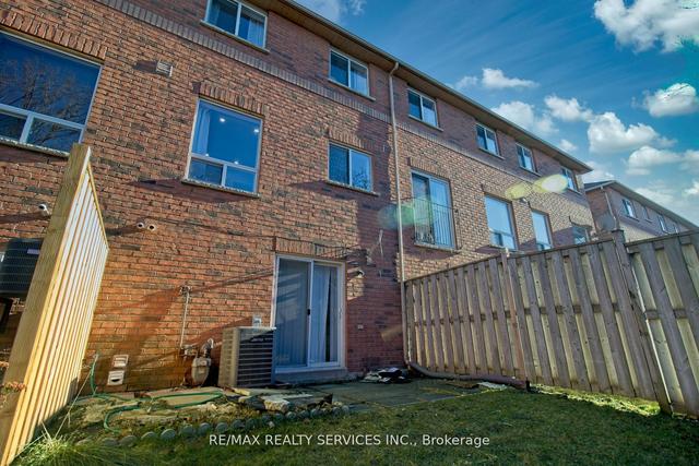 21 - 170 Havelock Dr, Townhouse with 3 bedrooms, 3 bathrooms and 2 parking in Brampton ON | Image 8