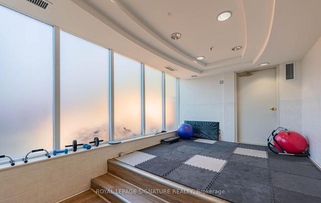 107 - 16 Dallimore Circ, Condo with 2 bedrooms, 2 bathrooms and 2 parking in Toronto ON | Image 25
