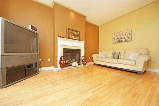 86 Olde Town Rd, House detached with 4 bedrooms, 4 bathrooms and 4 parking in Brampton ON | Image 9