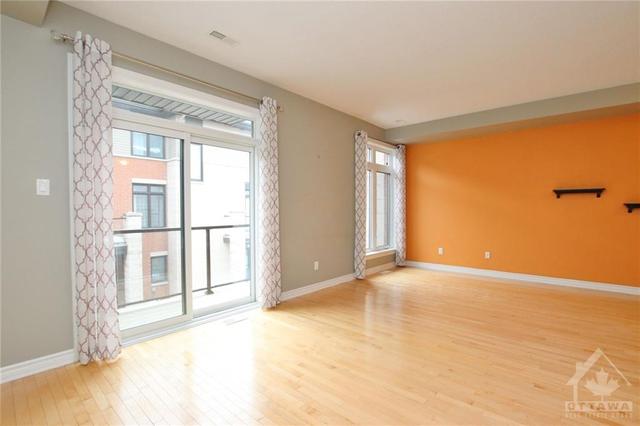 119 Chaperal Private, Townhouse with 2 bedrooms, 3 bathrooms and 2 parking in Ottawa ON | Image 11