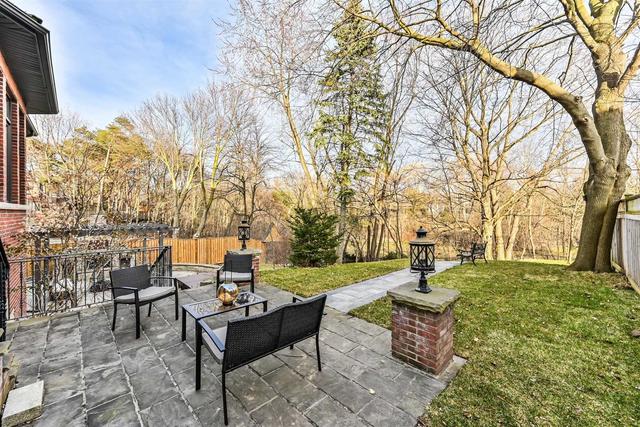23 Montressor Dr, House detached with 5 bedrooms, 8 bathrooms and 4 parking in Toronto ON | Image 28