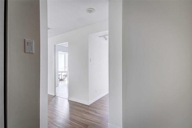 707 - 41 Markbrook Lane, Condo with 2 bedrooms, 2 bathrooms and 1 parking in Toronto ON | Image 7