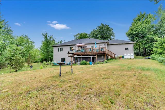 4235 Camden Portland Boundary Road, House detached with 3 bedrooms, 3 bathrooms and 6 parking in South Frontenac ON | Image 46