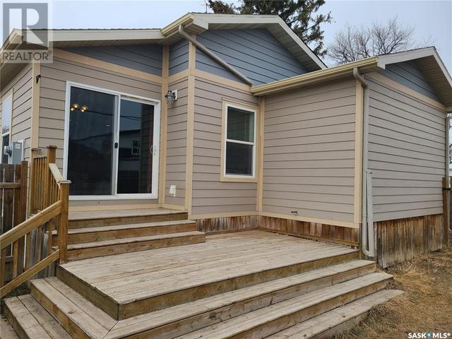 207 W 1st Street, Home with 3 bedrooms, 2 bathrooms and null parking in Carlyle SK | Image 29