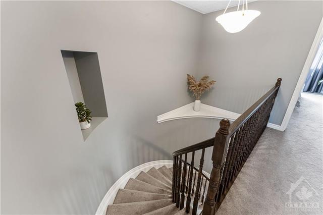 233 Gossamer Street, Townhouse with 3 bedrooms, 3 bathrooms and 3 parking in Ottawa ON | Image 18