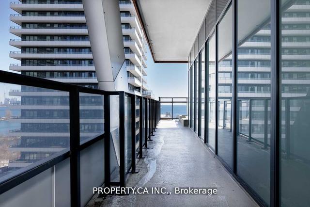1018 - 30 Shore Breeze Dr, Condo with 2 bedrooms, 2 bathrooms and 1 parking in Toronto ON | Image 11