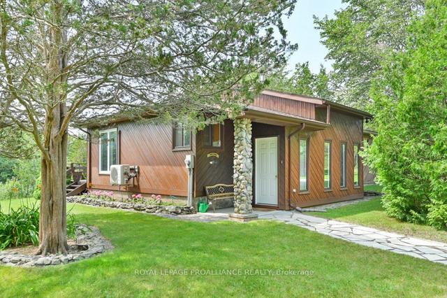 1156 Christian Rd, House detached with 3 bedrooms, 1 bathrooms and 7 parking in Prince Edward County ON | Image 1