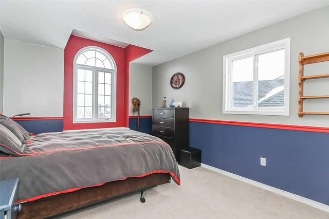 11 Peer Dr, House detached with 3 bedrooms, 3 bathrooms and 4 parking in Guelph ON | Image 15