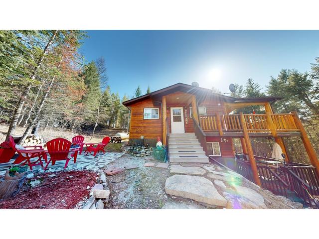 4982 Spur Road, House detached with 3 bedrooms, 2 bathrooms and null parking in East Kootenay G BC | Image 35