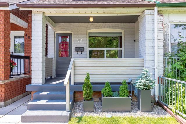 98 Rosethorn Ave, House semidetached with 2 bedrooms, 2 bathrooms and 1 parking in Toronto ON | Image 23