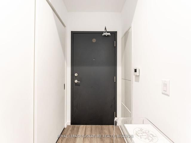 704 - 7 Smith Cres, Condo with 2 bedrooms, 2 bathrooms and 1 parking in Toronto ON | Image 27