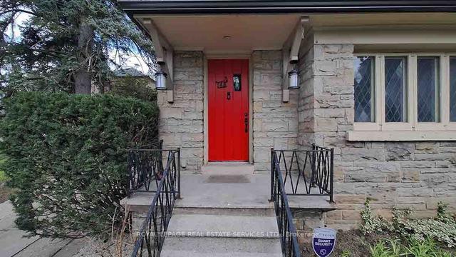 168 Chaplin Cres, House detached with 2 bedrooms, 2 bathrooms and 3 parking in Toronto ON | Image 23