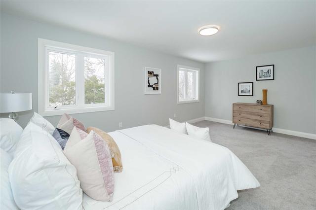 20 Young St, House detached with 4 bedrooms, 3 bathrooms and 2 parking in Guelph ON | Image 11