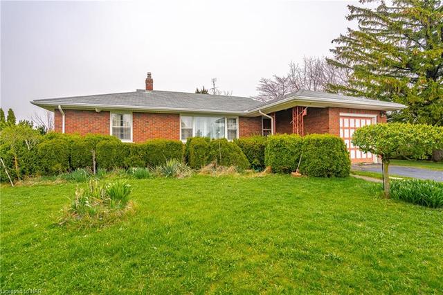2 Foley Crescent, House detached with 3 bedrooms, 1 bathrooms and 2 parking in Thorold ON | Image 5