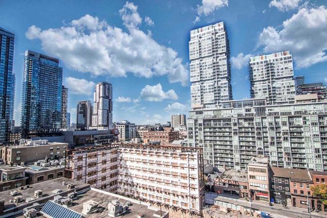 1003 - 224 King St W, Condo with 2 bedrooms, 2 bathrooms and 1 parking in Toronto ON | Image 12