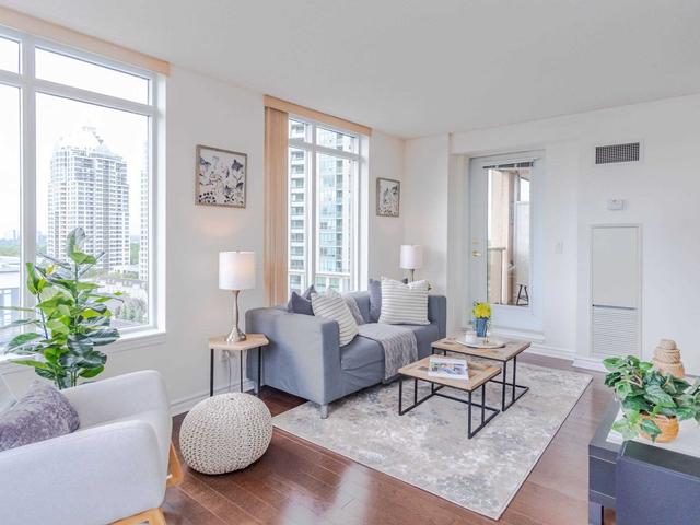 1004 - 18 Kenaston Gdns, Condo with 2 bedrooms, 2 bathrooms and 1 parking in Toronto ON | Image 6