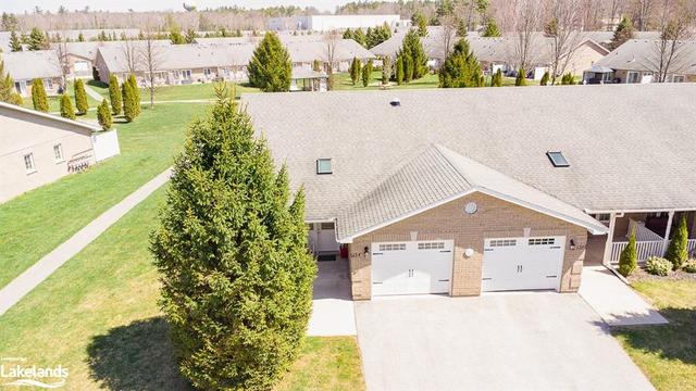 134 Meadow Lane, House attached with 2 bedrooms, 2 bathrooms and 2 parking in Wasaga Beach ON | Image 46