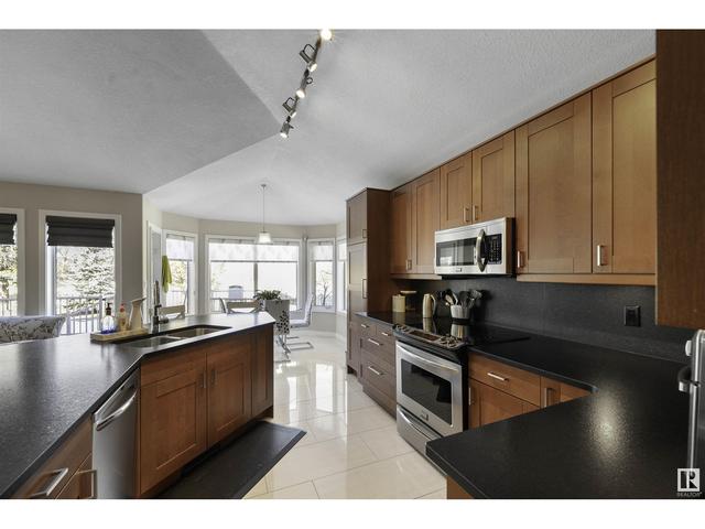 1366 Potter Greens Dr Nw, House semidetached with 3 bedrooms, 2 bathrooms and 4 parking in Edmonton AB | Image 10