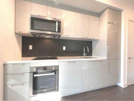 1210 - 1 Grandview Ave, Condo with 1 bedrooms, 1 bathrooms and 1 parking in Markham ON | Image 5