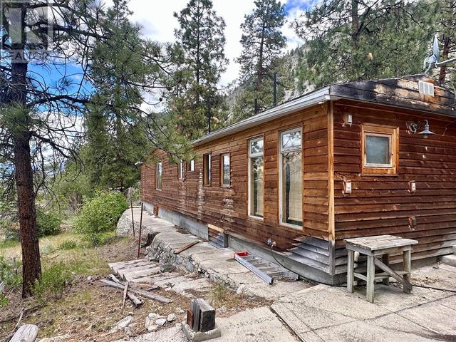 525 Highway 3 Highway, House other with 2 bedrooms, 1 bathrooms and null parking in Okanagan Similkameen B BC | Image 1