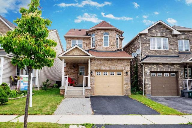 87 Howling Cres, House detached with 3 bedrooms, 3 bathrooms and 1 parking in Ajax ON | Image 1