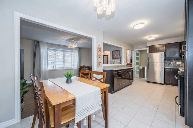 7 Settlers Dr N, House detached with 3 bedrooms, 2 bathrooms and 3 parking in Kitchener ON | Image 4
