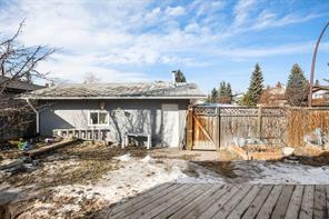 1104 Ranchlands Boulevard Nw, House detached with 3 bedrooms, 2 bathrooms and 2 parking in Calgary AB | Image 23