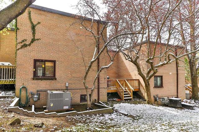 16 Redstone Path, Townhouse with 3 bedrooms, 2 bathrooms and 1 parking in Toronto ON | Image 20