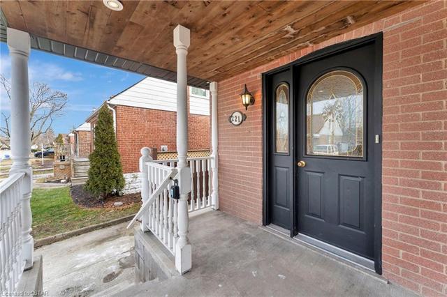 221 East 14th Street, House detached with 3 bedrooms, 2 bathrooms and 1 parking in Hamilton ON | Image 12