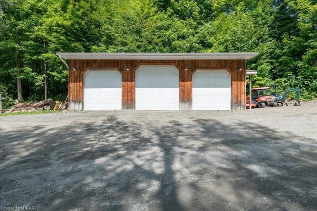1330 Line 1 S Line, House detached with 3 bedrooms, 3 bathrooms and 24 parking in Oro Medonte ON | Image 34